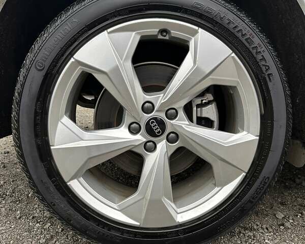 Белый Ауди Ку 5, объемом двигателя 2 л и пробегом 17 тыс. км за 37000 $, фото 11 на Automoto.ua