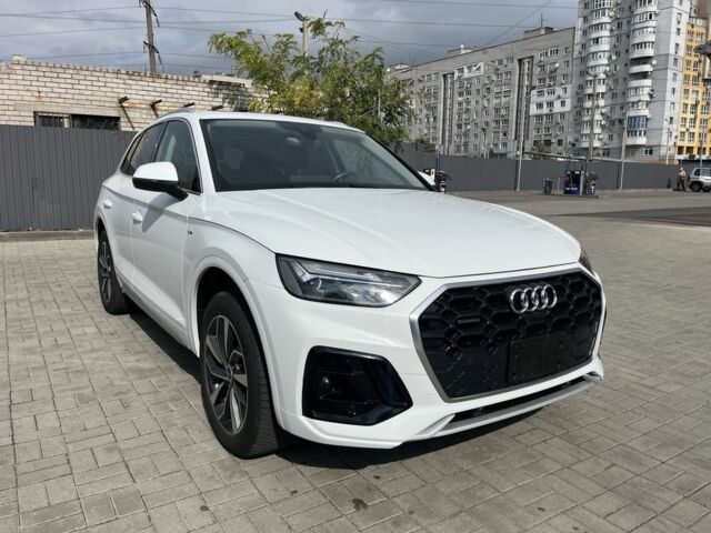 Белый Ауди Ку 5, объемом двигателя 2 л и пробегом 72 тыс. км за 31000 $, фото 5 на Automoto.ua