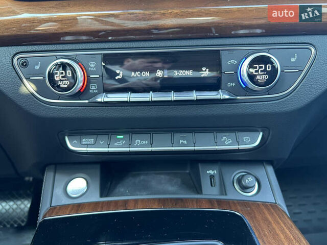 Белый Ауди Ку 5, объемом двигателя 1.98 л и пробегом 38 тыс. км за 54000 $, фото 21 на Automoto.ua