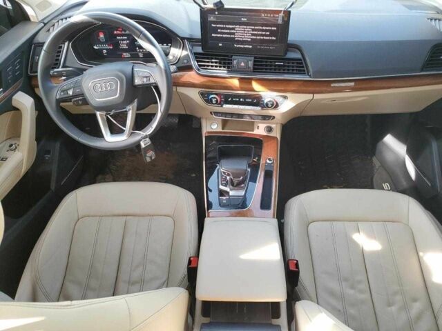 Белый Ауди Ку 5, объемом двигателя 2 л и пробегом 25 тыс. км за 9000 $, фото 7 на Automoto.ua