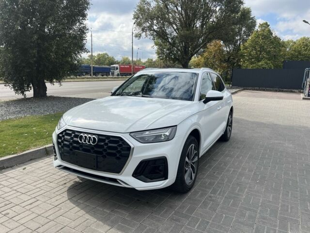 Белый Ауди Ку 5, объемом двигателя 2 л и пробегом 72 тыс. км за 31000 $, фото 1 на Automoto.ua