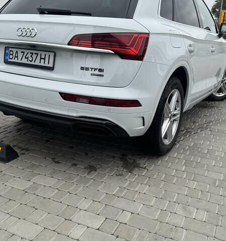 Білий Ауді Ку 5, об'ємом двигуна 1.98 л та пробігом 40 тис. км за 47500 $, фото 6 на Automoto.ua
