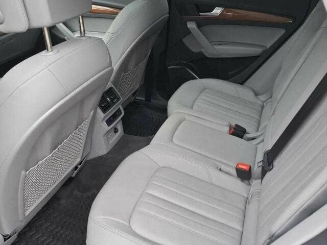 Белый Ауди Ку 5, объемом двигателя 2 л и пробегом 27 тыс. км за 19600 $, фото 8 на Automoto.ua