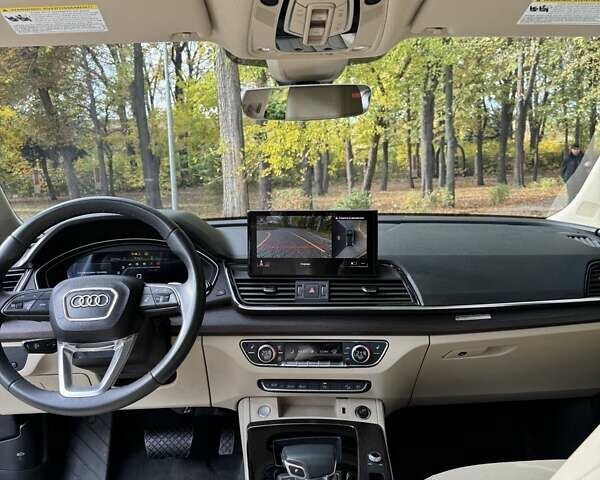 Белый Ауди Ку 5, объемом двигателя 2 л и пробегом 52 тыс. км за 36900 $, фото 9 на Automoto.ua