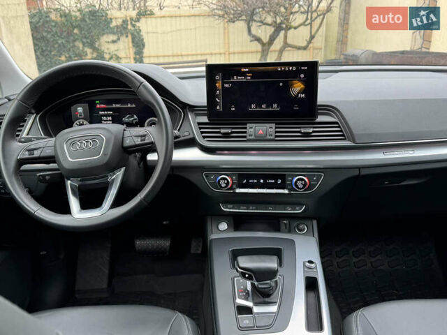 Білий Ауді Ку 5, об'ємом двигуна 1.98 л та пробігом 40 тис. км за 34800 $, фото 10 на Automoto.ua