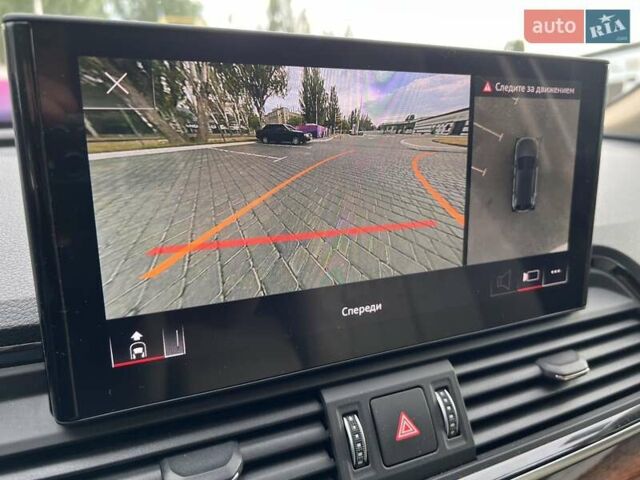 Белый Ауди Ку 5, объемом двигателя 2 л и пробегом 30 тыс. км за 46800 $, фото 24 на Automoto.ua
