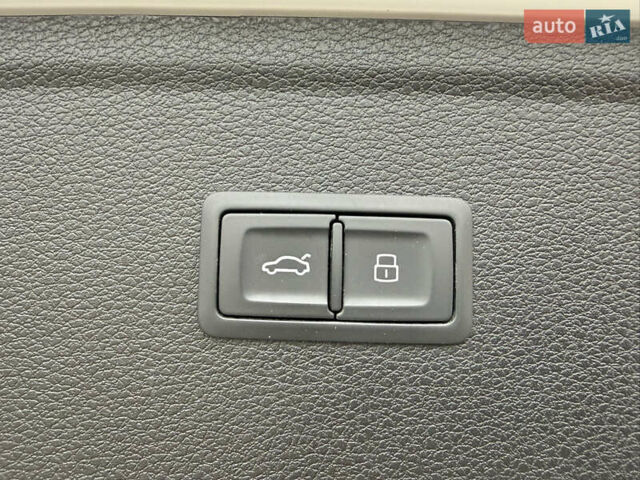 Білий Ауді Ку 5, об'ємом двигуна 1.98 л та пробігом 88 тис. км за 28500 $, фото 45 на Automoto.ua