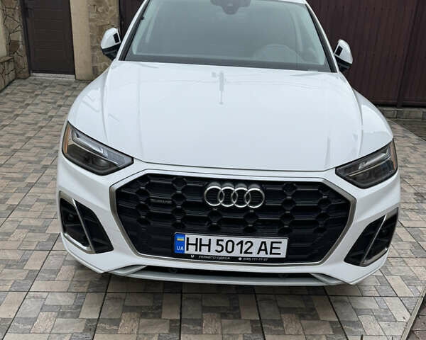 Білий Ауді Ку 5, об'ємом двигуна 1.98 л та пробігом 40 тис. км за 34800 $, фото 2 на Automoto.ua