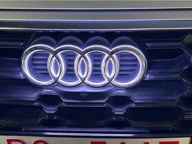 Белый Ауди Ку 5, объемом двигателя 2 л и пробегом 74 тыс. км за 17400 $, фото 5 на Automoto.ua