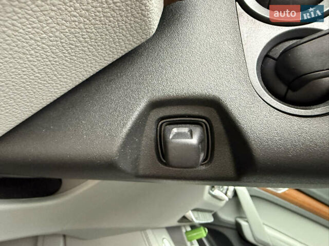 Білий Ауді Ку 5, об'ємом двигуна 1.98 л та пробігом 88 тис. км за 28500 $, фото 40 на Automoto.ua