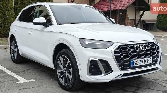 Белый Ауди Ку 5, объемом двигателя 2 л и пробегом 97 тыс. км за 32900 $, фото 1 на Automoto.ua