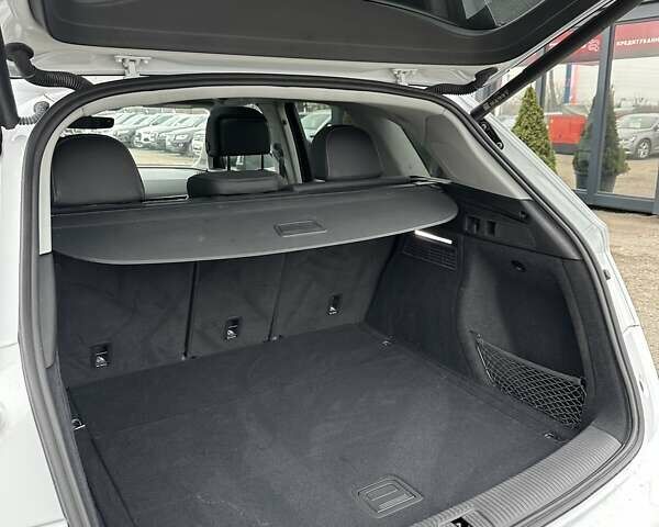 Белый Ауди Ку 5, объемом двигателя 2 л и пробегом 17 тыс. км за 37000 $, фото 18 на Automoto.ua