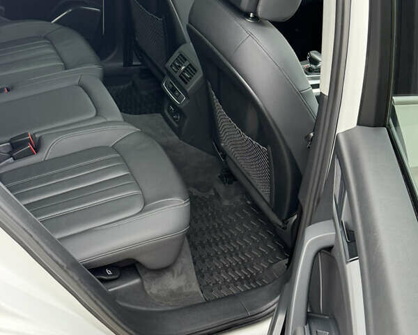 Білий Ауді Ку 5, об'ємом двигуна 1.98 л та пробігом 40 тис. км за 34800 $, фото 15 на Automoto.ua