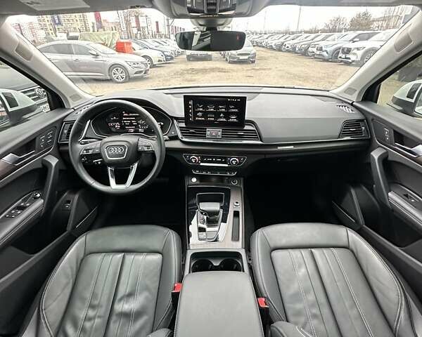 Белый Ауди Ку 5, объемом двигателя 2 л и пробегом 17 тыс. км за 37000 $, фото 30 на Automoto.ua