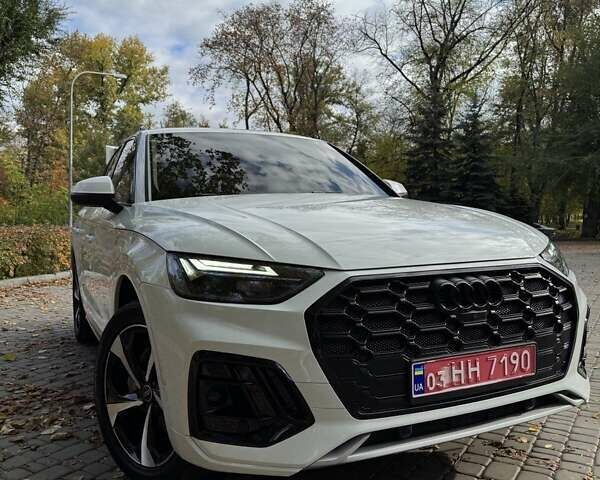 Белый Ауди Ку 5, объемом двигателя 2 л и пробегом 52 тыс. км за 36900 $, фото 6 на Automoto.ua