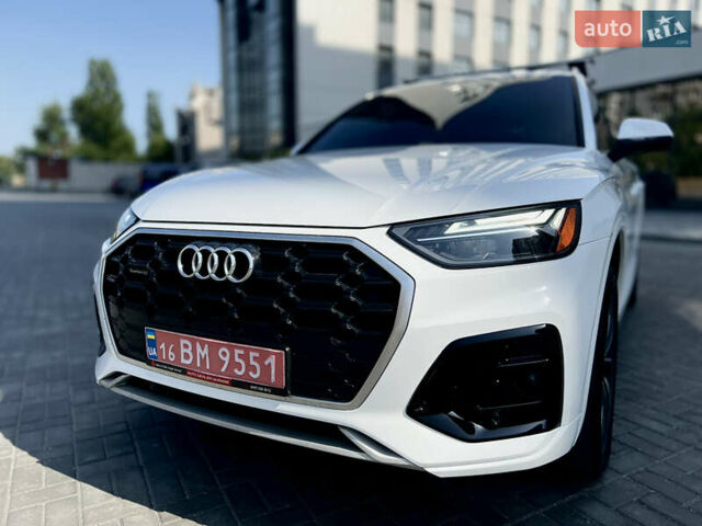 Белый Ауди Ку 5, объемом двигателя 1.98 л и пробегом 61 тыс. км за 35000 $, фото 7 на Automoto.ua