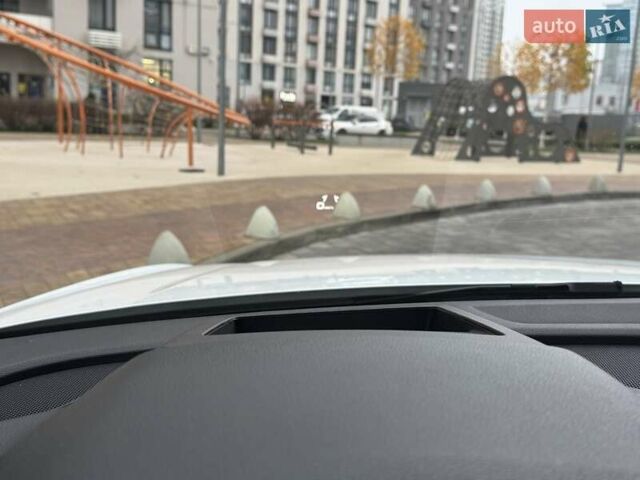 Белый Ауди Ку 5, объемом двигателя 1.98 л и пробегом 73 тыс. км за 31500 $, фото 31 на Automoto.ua