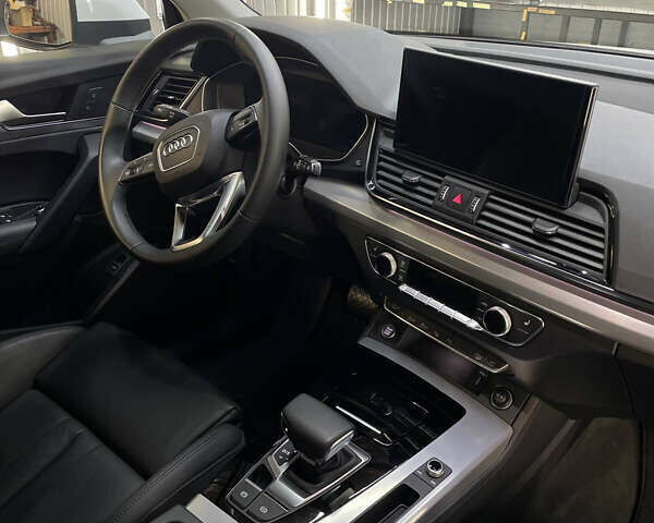 Білий Ауді Ку 5, об'ємом двигуна 2.97 л та пробігом 44 тис. км за 58500 $, фото 11 на Automoto.ua