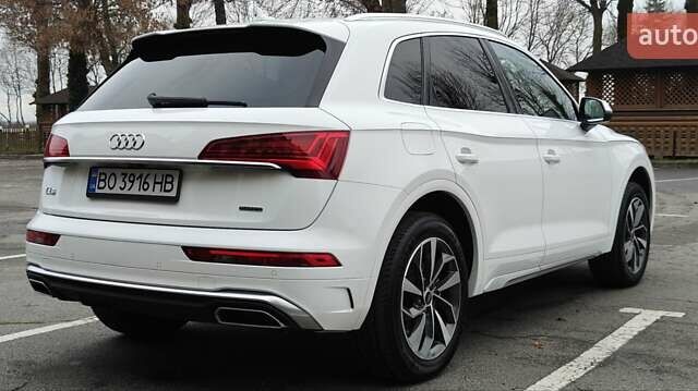 Белый Ауди Ку 5, объемом двигателя 2 л и пробегом 97 тыс. км за 32900 $, фото 8 на Automoto.ua