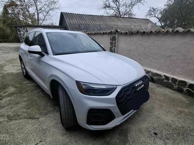 Белый Ауди Ку 5, объемом двигателя 2 л и пробегом 27 тыс. км за 19600 $, фото 2 на Automoto.ua