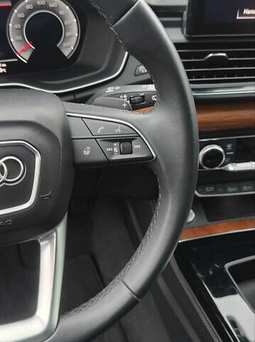 Белый Ауди Ку 5, объемом двигателя 2 л и пробегом 97 тыс. км за 32900 $, фото 45 на Automoto.ua