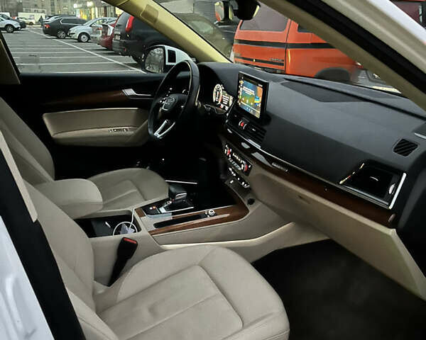 Білий Ауді Ку 5, об'ємом двигуна 1.98 л та пробігом 54 тис. км за 34500 $, фото 3 на Automoto.ua