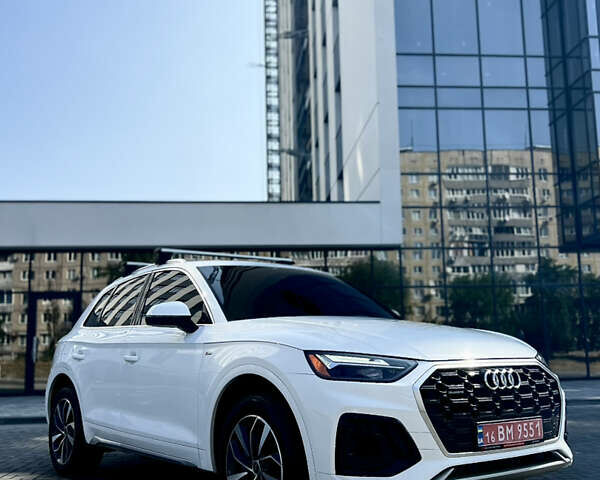 Белый Ауди Ку 5, объемом двигателя 1.98 л и пробегом 61 тыс. км за 35000 $, фото 3 на Automoto.ua