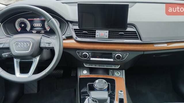 Белый Ауди Ку 5, объемом двигателя 2 л и пробегом 97 тыс. км за 32900 $, фото 31 на Automoto.ua