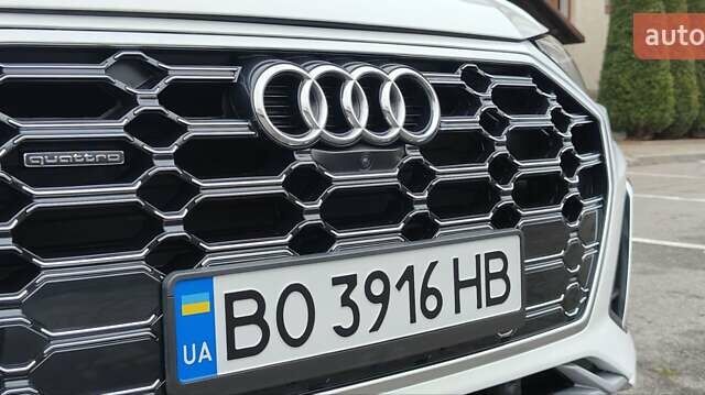 Белый Ауди Ку 5, объемом двигателя 2 л и пробегом 97 тыс. км за 32900 $, фото 12 на Automoto.ua