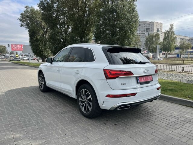 Белый Ауди Ку 5, объемом двигателя 2 л и пробегом 72 тыс. км за 31000 $, фото 3 на Automoto.ua