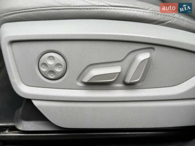 Білий Ауді Ку 5, об'ємом двигуна 1.98 л та пробігом 88 тис. км за 28500 $, фото 14 на Automoto.ua