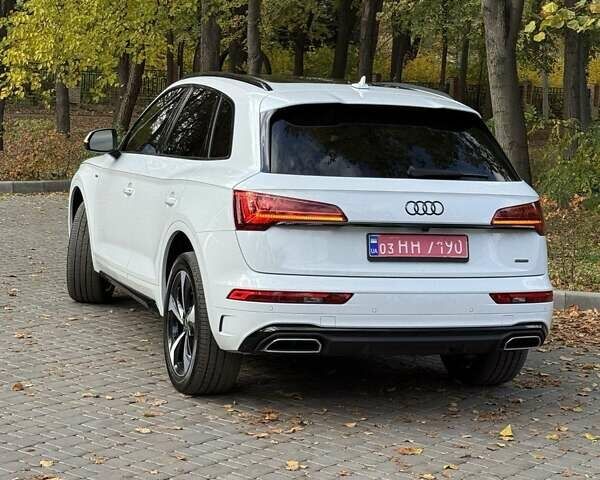 Белый Ауди Ку 5, объемом двигателя 2 л и пробегом 52 тыс. км за 36900 $, фото 8 на Automoto.ua