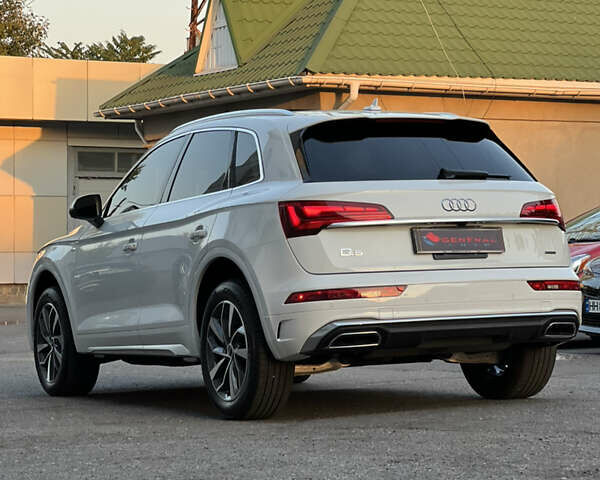 Белый Ауди Ку 5, объемом двигателя 1.98 л и пробегом 15 тыс. км за 41500 $, фото 15 на Automoto.ua