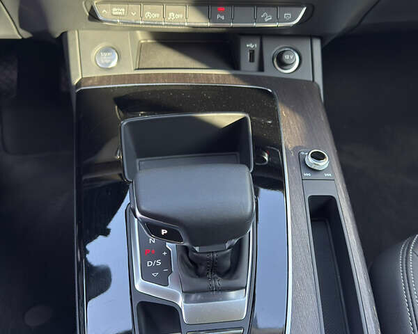 Ауді Ку 5 2023 у Барышевке на Automoto.ua Білий Ауді Ку 5, об'ємом двигуна 1.98 л та пробігом 22 тис. км за 37900 $, фото 29 на Automoto.ua