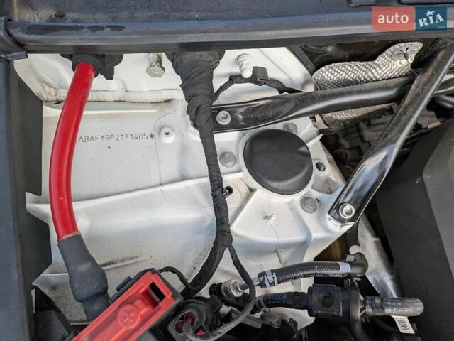 Білий Ауді Ку 5, об'ємом двигуна 1.98 л та пробігом 15 тис. км за 41500 $, фото 72 на Automoto.ua