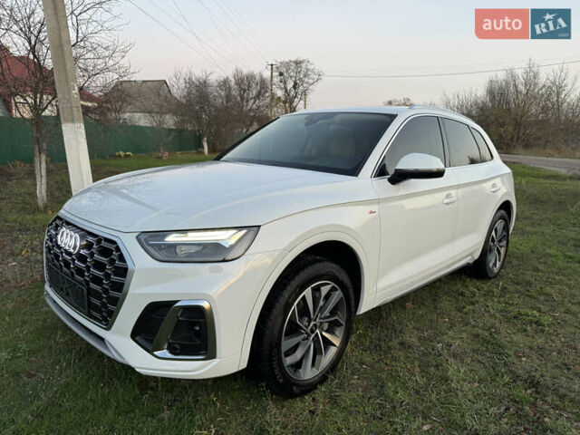 Белый Ауди Ку 5, объемом двигателя 1.98 л и пробегом 20 тыс. км за 36900 $, фото 12 на Automoto.ua