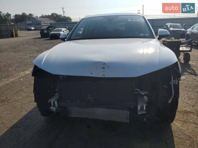 Белый Ауди Ку 5, объемом двигателя 1.98 л и пробегом 47 тыс. км за 28050 $, фото 2 на Automoto.ua