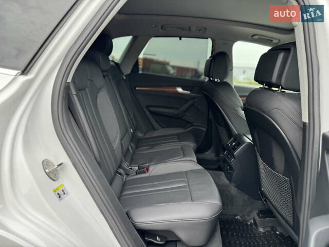 Ауди Ку 5 2023 в Ровно на Automoto.ua Белый Ауди Ку 5, объемом двигателя 1.98 л и пробегом 28 тыс. км за 35000 $, фото 40 на Automoto.ua