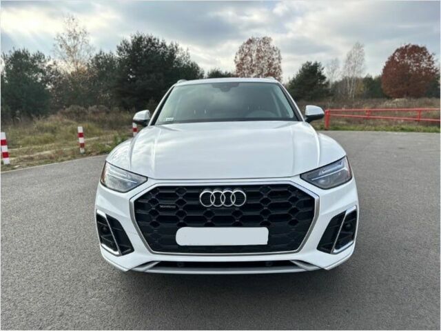 Ауди Ку 5 2023 в Ровно на Automoto.ua Белый Ауди Ку 5, объемом двигателя 2 л и пробегом 34 тыс. км за 24700 $, фото 15 на Automoto.ua