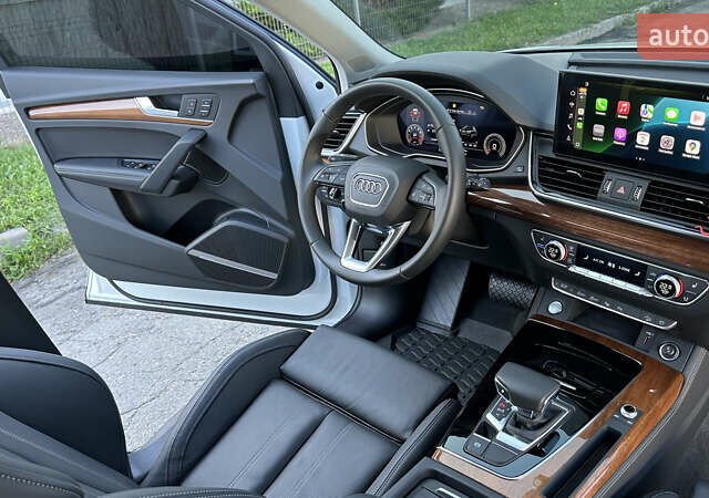 Белый Ауди Ку 5, объемом двигателя 1.98 л и пробегом 7 тыс. км за 42999 $, фото 88 на Automoto.ua