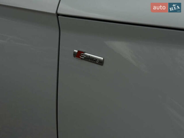 Білий Ауді Ку 5, об'ємом двигуна 1.98 л та пробігом 18 тис. км за 39500 $, фото 9 на Automoto.ua