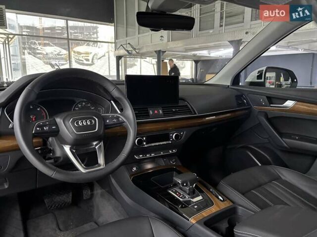 Білий Ауді Ку 5, об'ємом двигуна 2 л та пробігом 22 тис. км за 46500 $, фото 13 на Automoto.ua