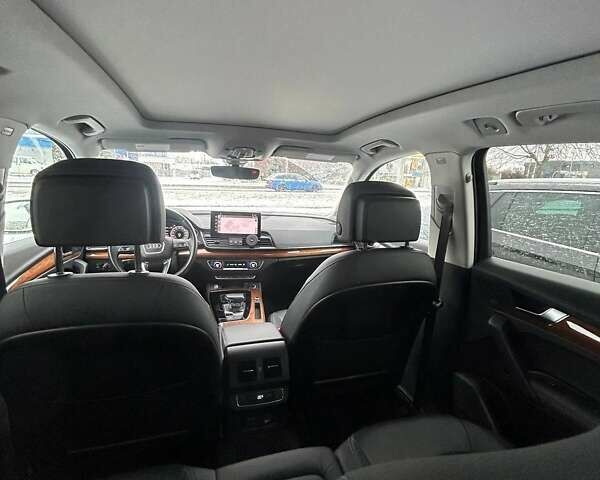 Білий Ауді Ку 5, об'ємом двигуна 1.98 л та пробігом 75 тис. км за 43900 $, фото 31 на Automoto.ua