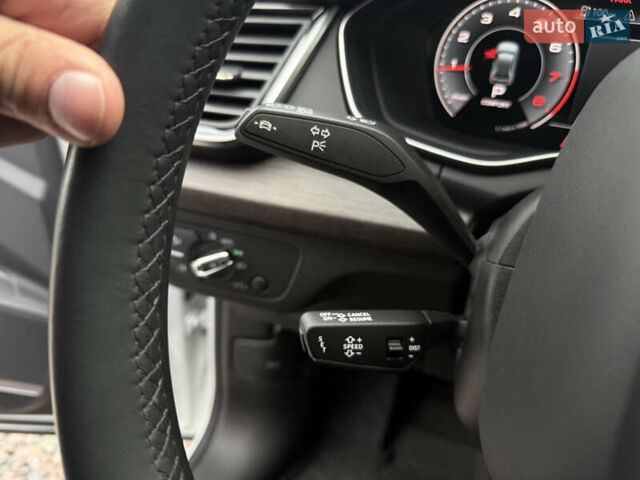 Білий Ауді Ку 5, об'ємом двигуна 1.98 л та пробігом 18 тис. км за 39500 $, фото 27 на Automoto.ua