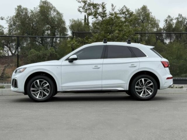 Білий Ауді Ку 5, об'ємом двигуна 2 л та пробігом 17 тис. км за 28900 $, фото 3 на Automoto.ua
