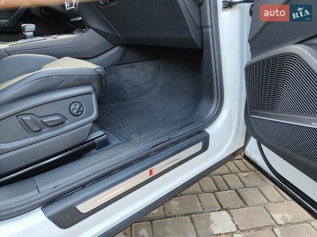 Білий Ауді Ку 5, об'ємом двигуна 1.98 л та пробігом 49 тис. км за 39900 $, фото 15 на Automoto.ua