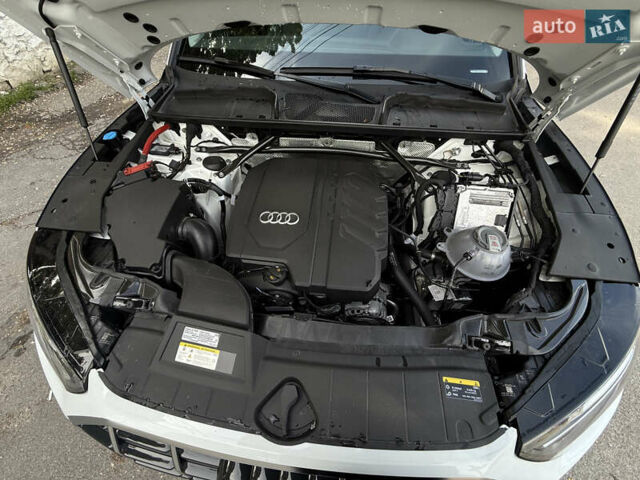 Білий Ауді Ку 5, об'ємом двигуна 1.98 л та пробігом 13 тис. км за 42900 $, фото 44 на Automoto.ua