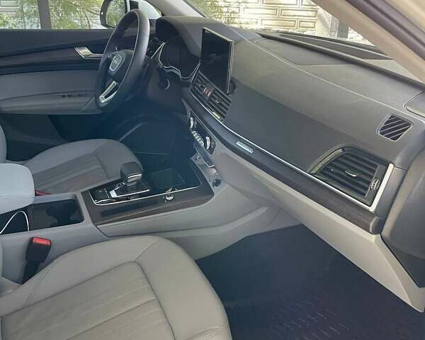 Белый Ауди Ку 5, объемом двигателя 1.98 л и пробегом 13 тыс. км за 42900 $, фото 16 на Automoto.ua