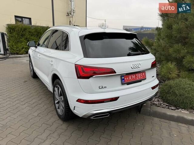 Ауди Ку 5 2023 в Виннице на Automoto.ua Белый Ауди Ку 5, объемом двигателя 1.98 л и пробегом 11 тыс. км за 34400 $, фото 12 на Automoto.ua