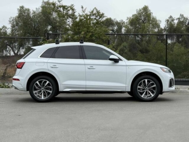 Білий Ауді Ку 5, об'ємом двигуна 2 л та пробігом 17 тис. км за 28900 $, фото 4 на Automoto.ua